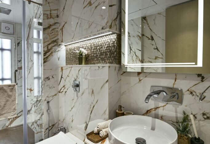 Master Bathroom 1